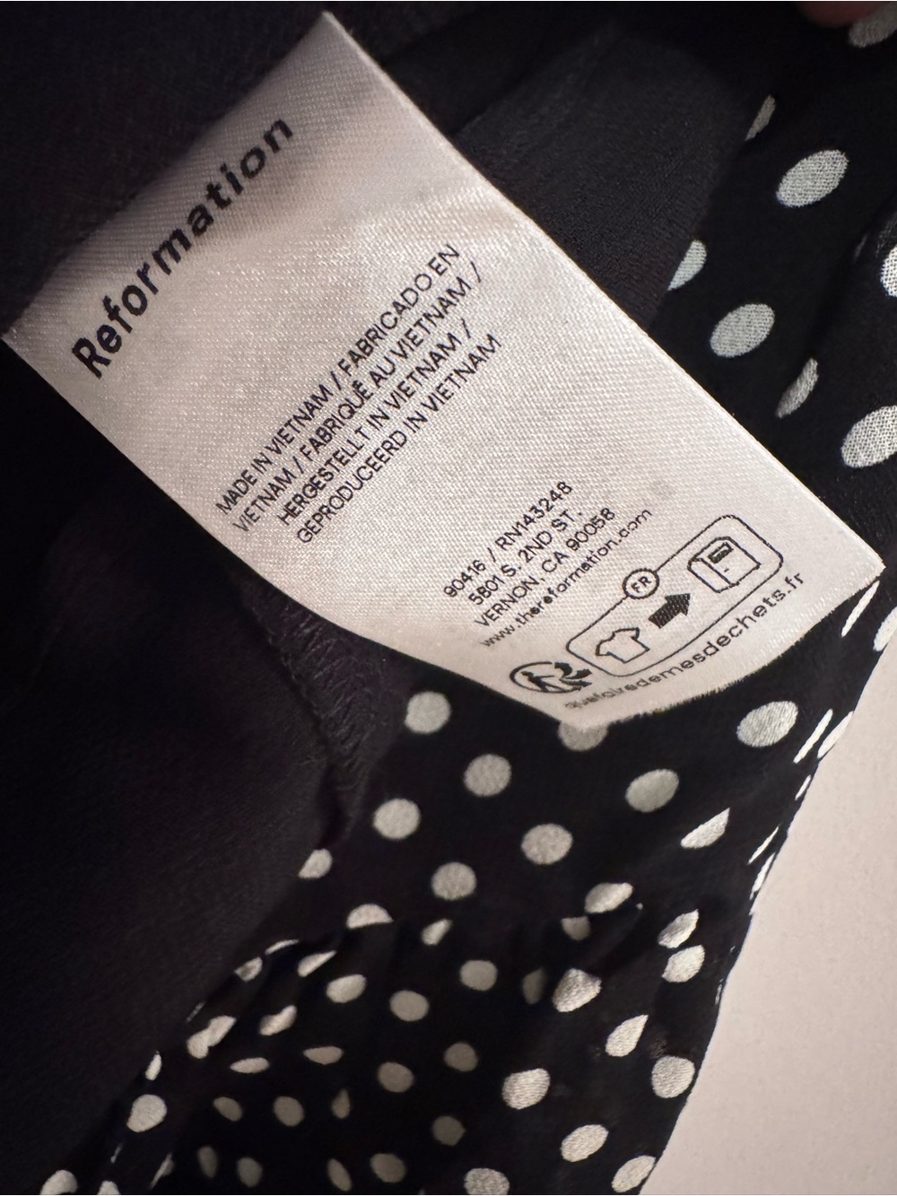 Reformation Maven Minidress features a black and white polkadot size 0 - Picture 11 of 11